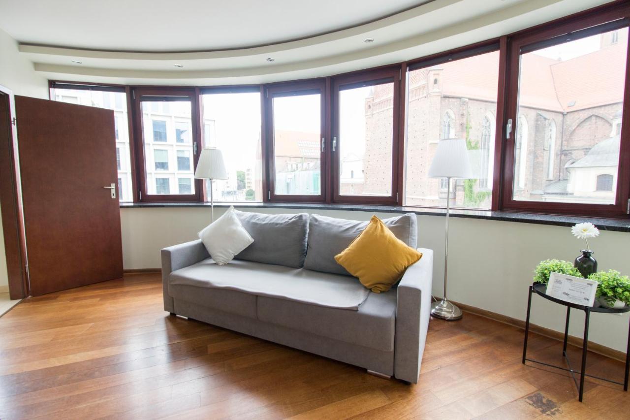 Apartment Happy - Just In Center *