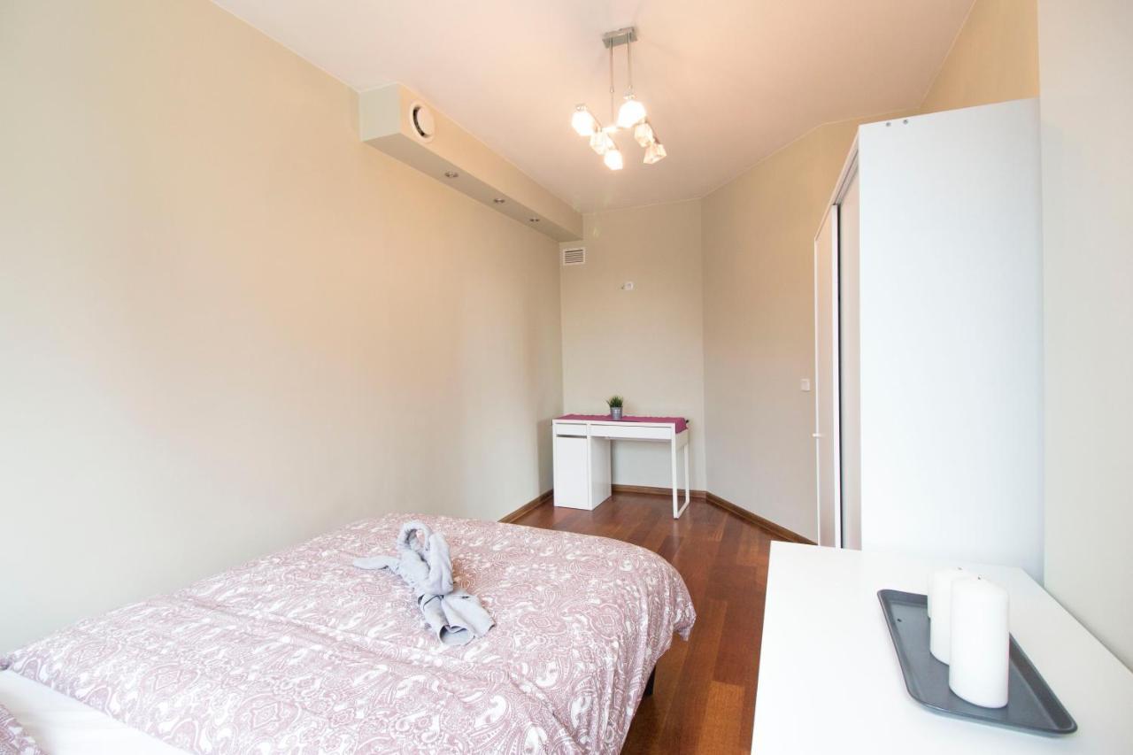 Happy - Just In Center Apartment