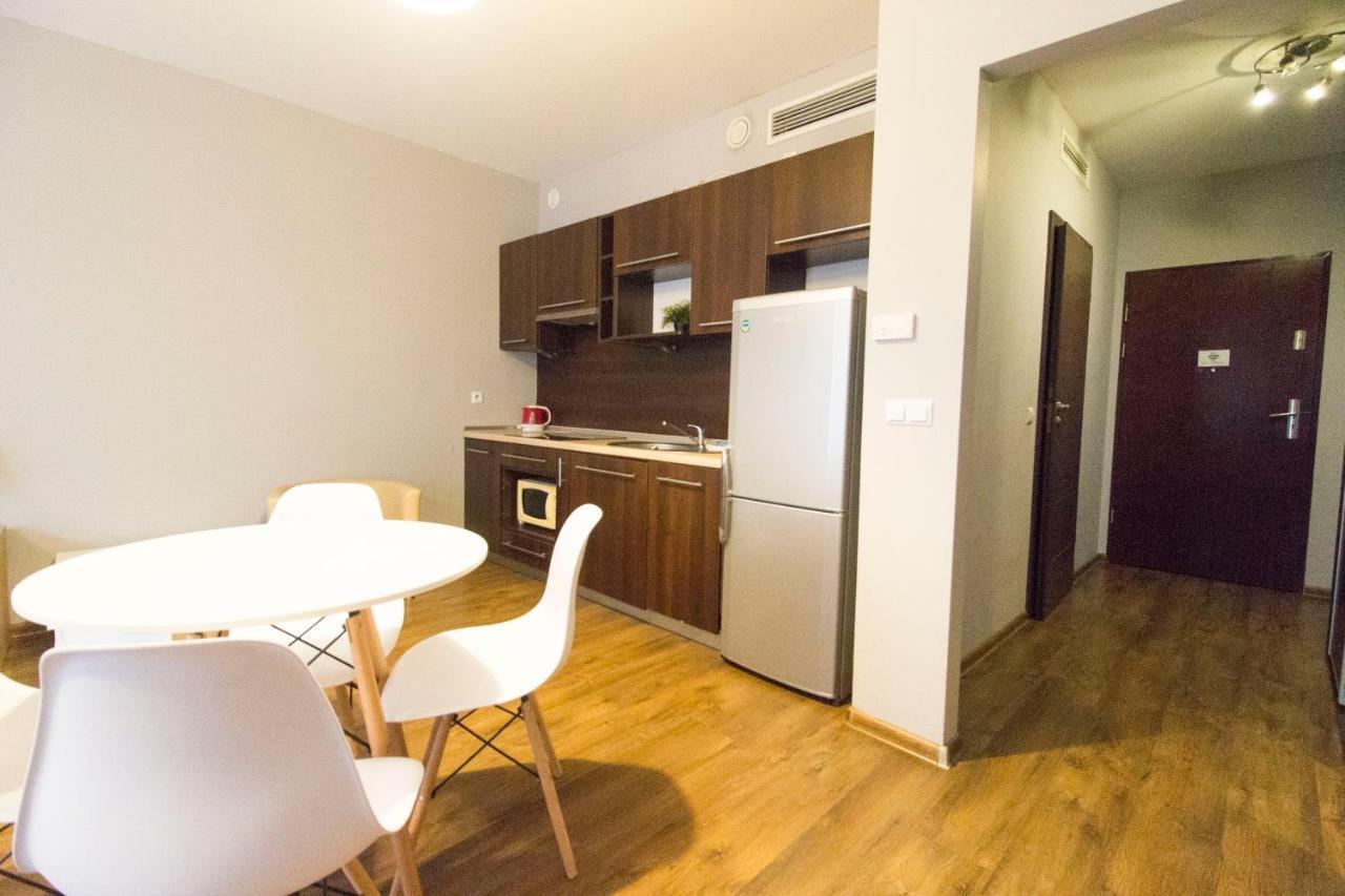 Apartment Happy - Just In Center